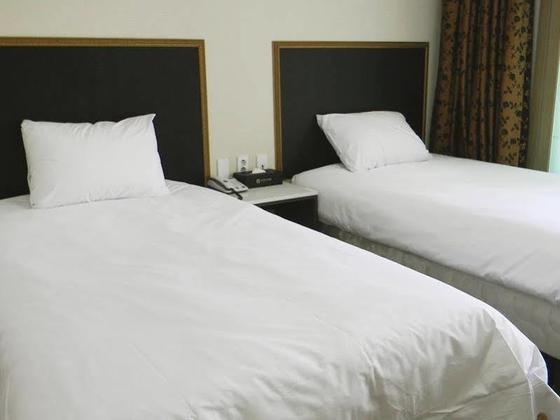 Sims Hotel เมืองเชจู ภายนอก รูปภาพ