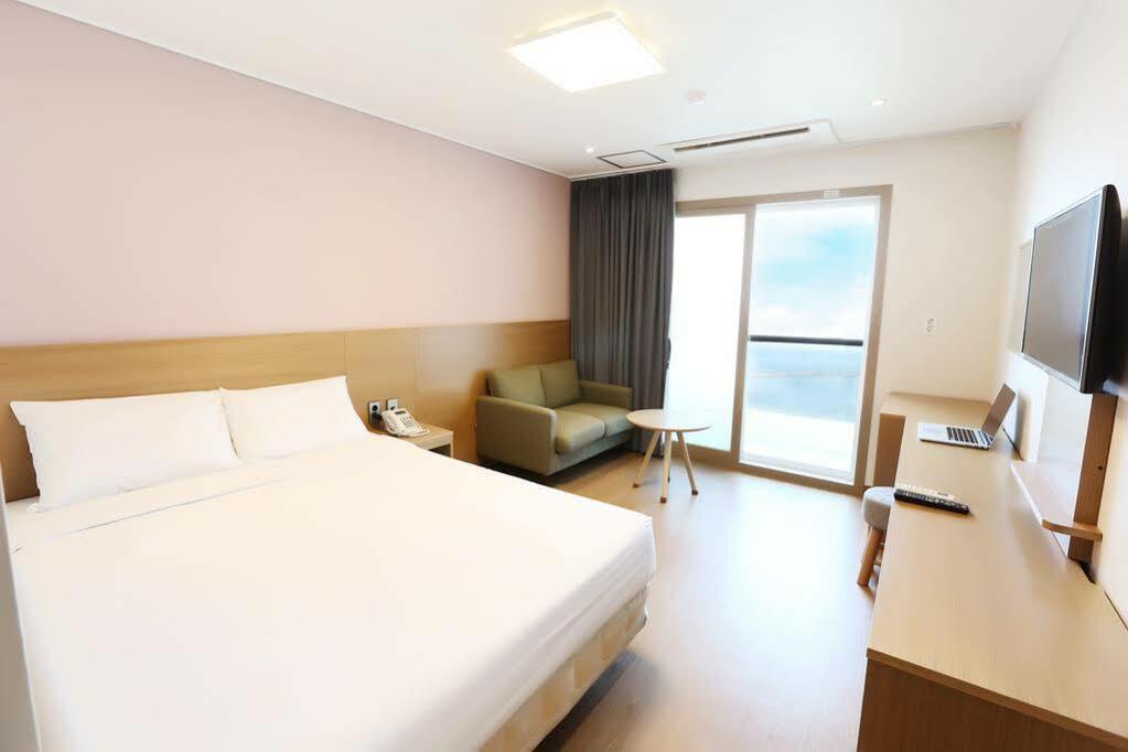 Sims Hotel เมืองเชจู ภายนอก รูปภาพ